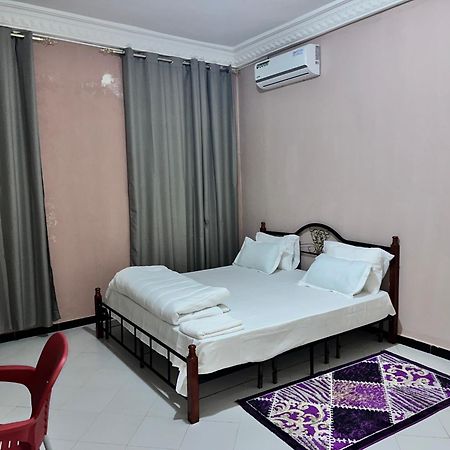 Residences Primis Thies - Appartements Et Chambres Extérieur photo