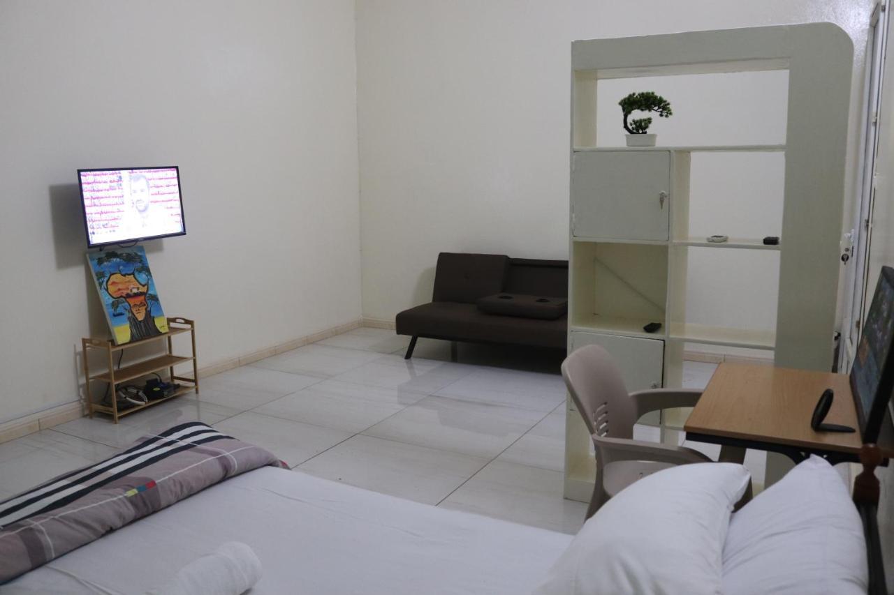 Residences Primis Thies - Appartements Et Chambres Extérieur photo