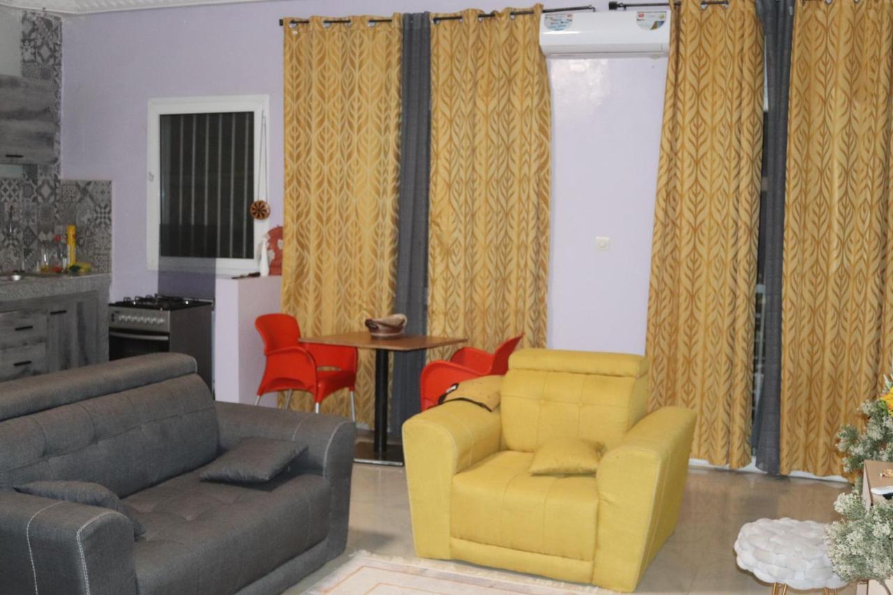 Residences Primis Thies - Appartements Et Chambres Extérieur photo