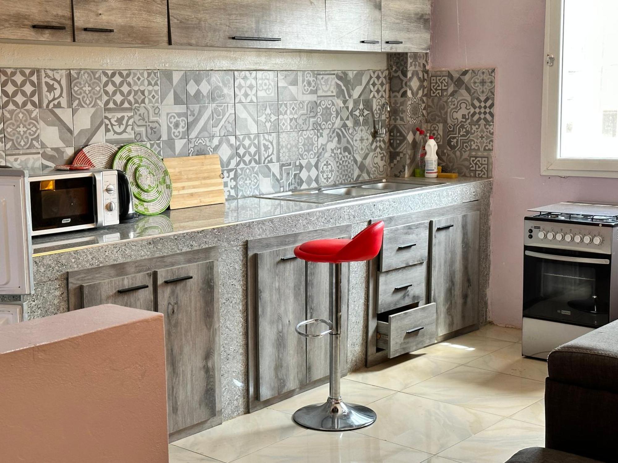 Residences Primis Thies - Appartements Et Chambres Extérieur photo