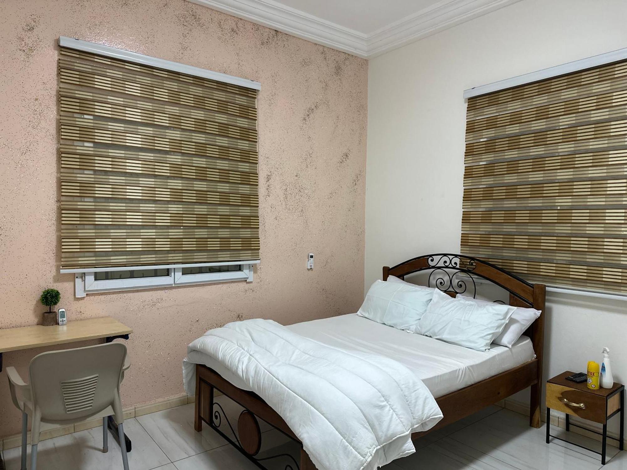 Residences Primis Thies - Appartements Et Chambres Extérieur photo